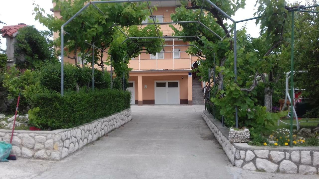 Apartments Rajka Lopar Esterno foto